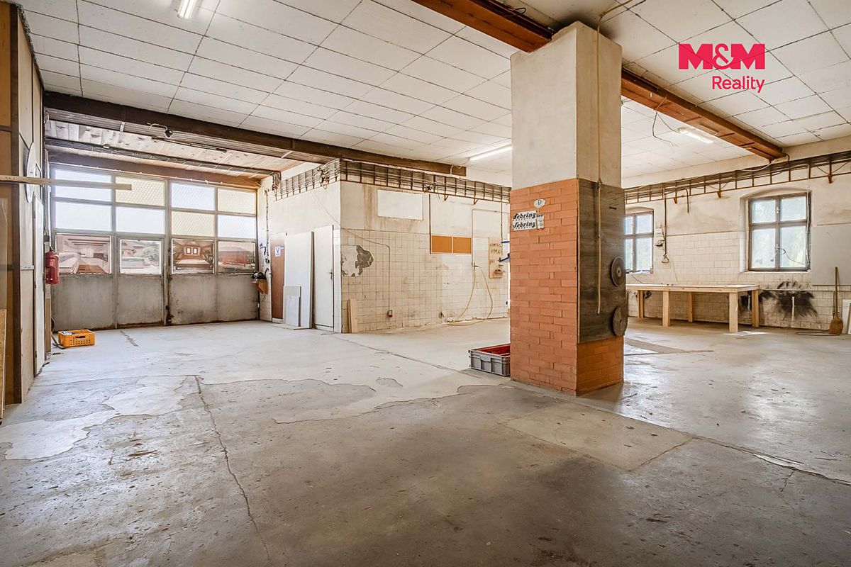 Prodej obchodního prostoru 422 m² – fotografie 4