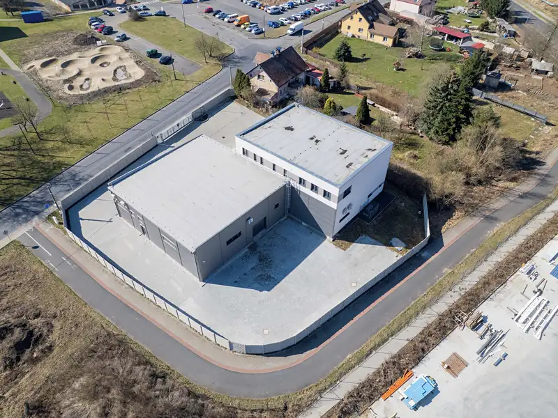 Prodej skladového prostoru 873 m², Nové Sedlo – náhled fotky 1