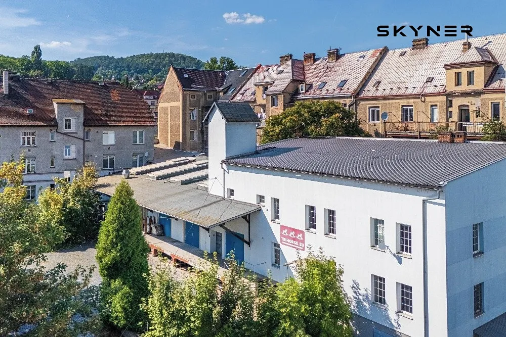 Prodej výrobní haly, prostoru 1260 m²