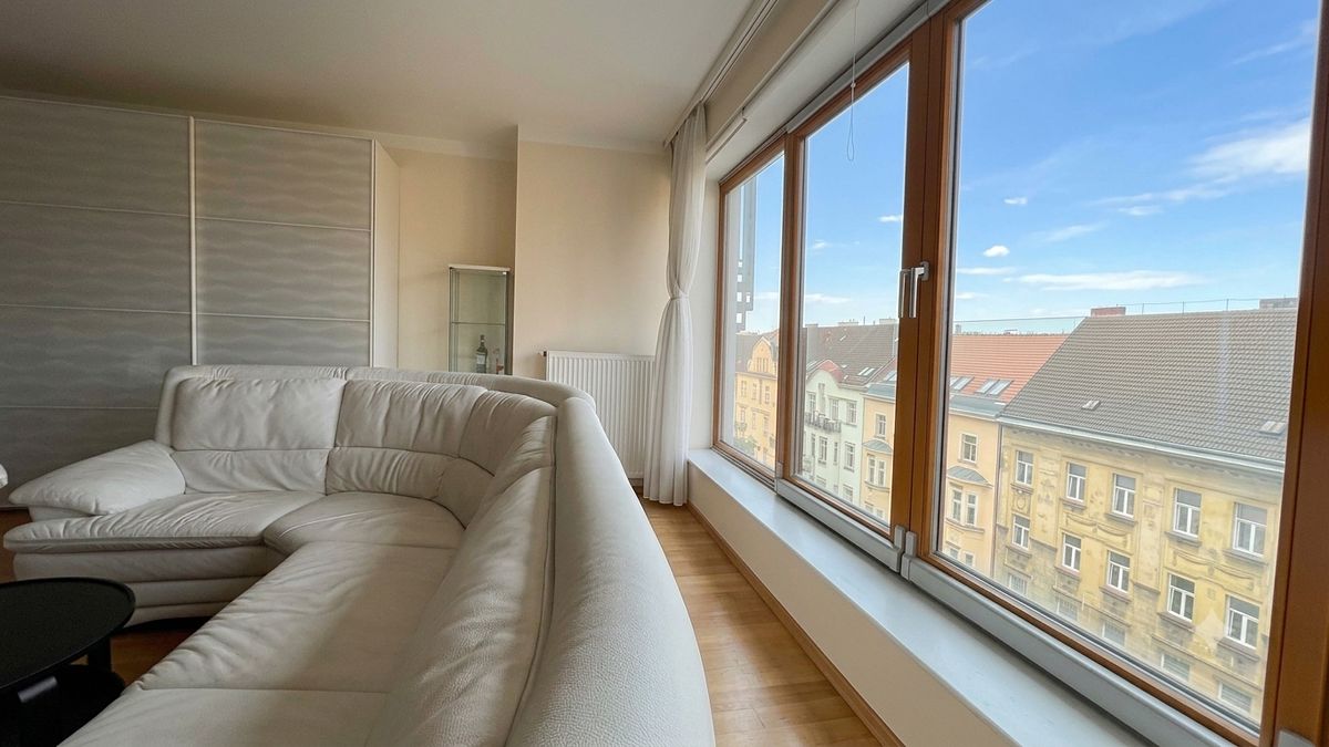 Pronájem bytu 3+kk 100 m² – fotografie 2