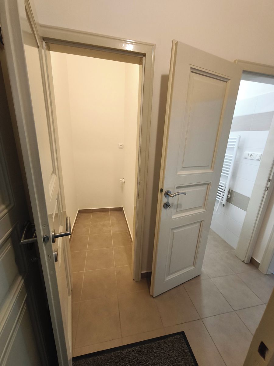 Pronájem bytu 1+1 32 m² – fotografie 3