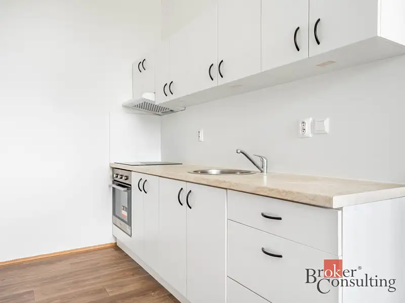Prodej bytu 1+kk 36 m², Ostrava – náhled fotky 1