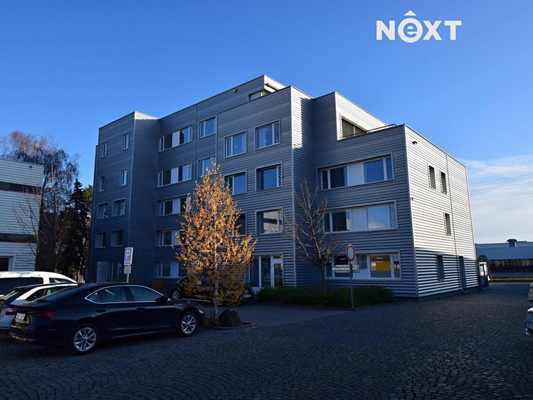 Pronájem komerčního prostoru, 80 m² (2 z 12)
