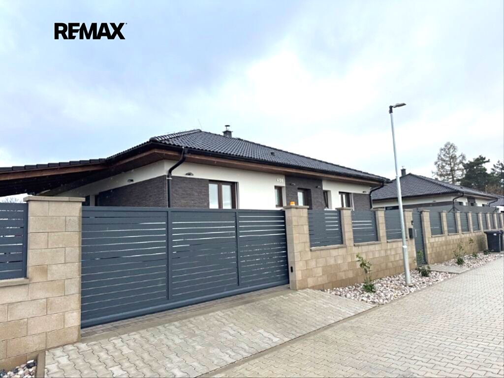 Pronájem stavebního pozemku 1125 m² – fotografie 4