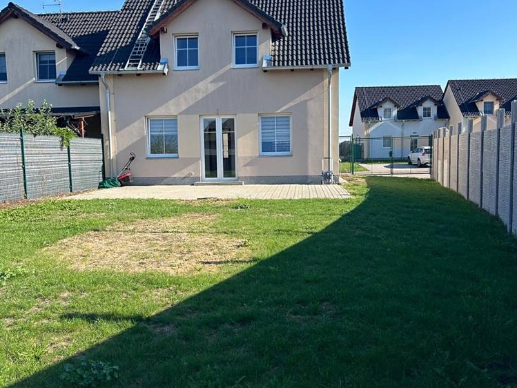 Haus zur Miete, 120 m² (1 von 15)