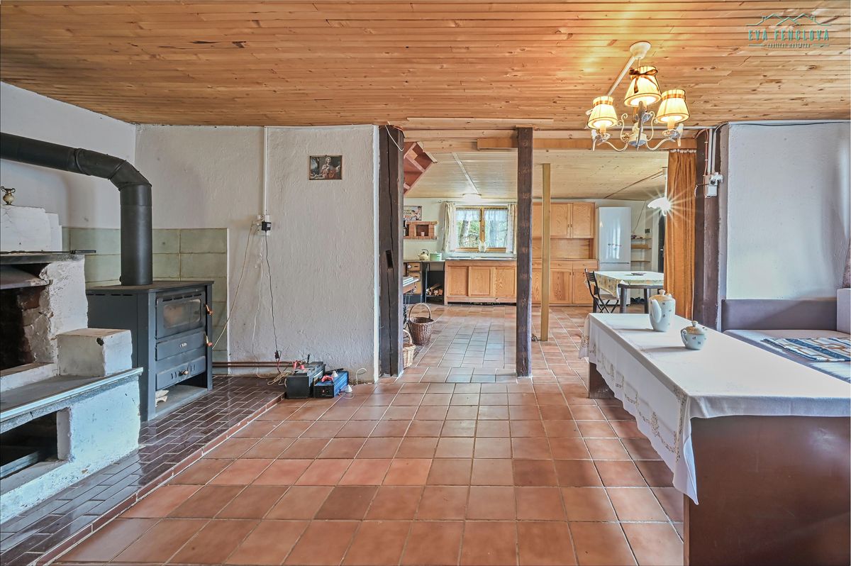 Prodej chaty 110 m², pozemek 83 m² – fotografie 2