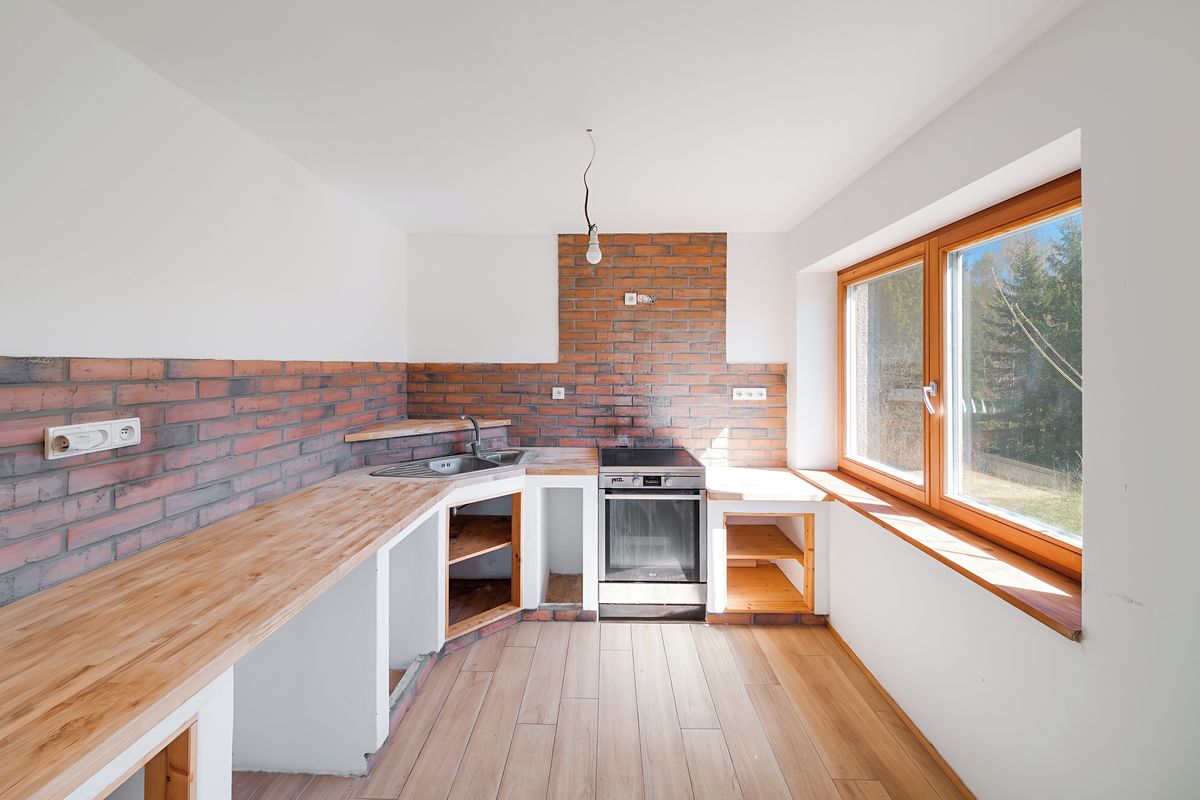 Prodej rodinného domu 105 m², pozemek 17597 m² – fotografie 3