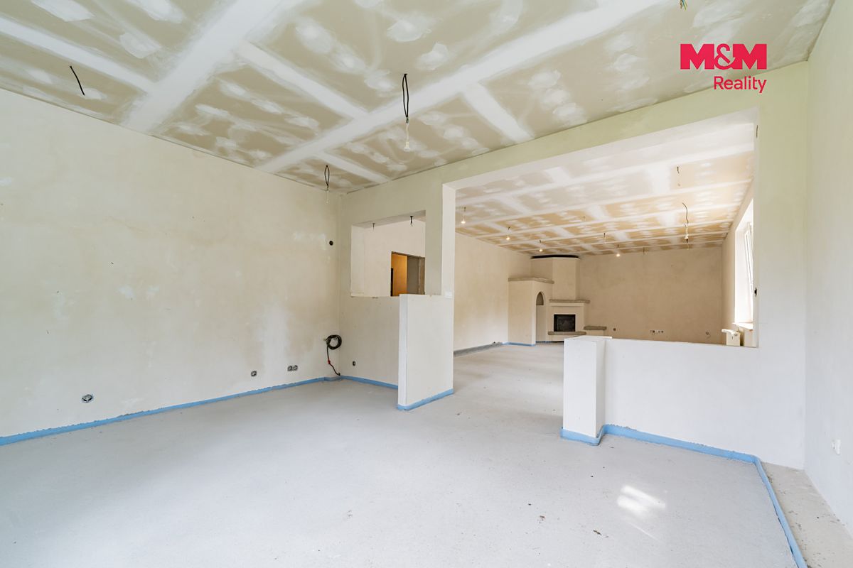 Prodej rodinného domu 160 m², pozemek 1013 m² – fotografie 3