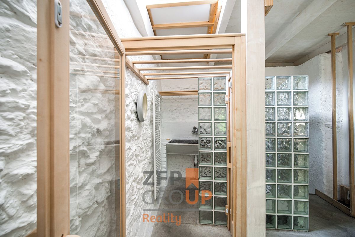 Prodej chalupy 150 m², pozemek 350 m² – fotografie 4