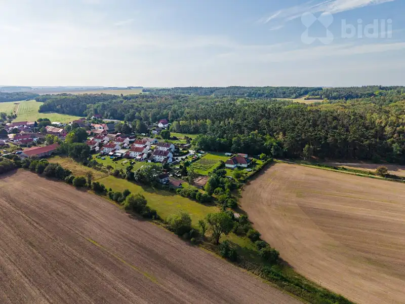 Prodej stavebního pozemku 2000 m², Přestavlky – náhled fotky 3
