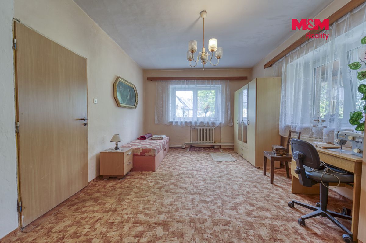 Prodej rodinného domu 215 m², pozemek 2023 m² – fotografie 5