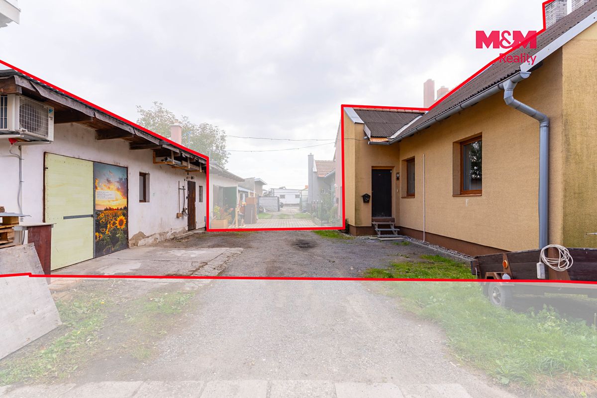 Prodej rodinného domu 115 m², pozemek 330 m² – fotografie 2