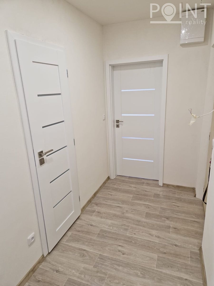 Pronájem bytu 1+1 32 m² – fotografie 3