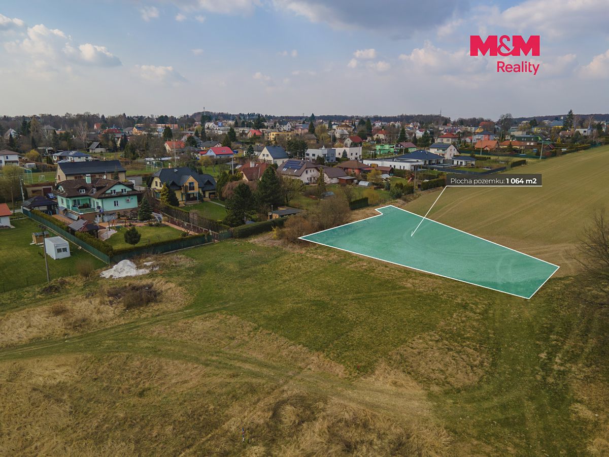 Prodej stavebního pozemku 1064 m² – fotografie 3
