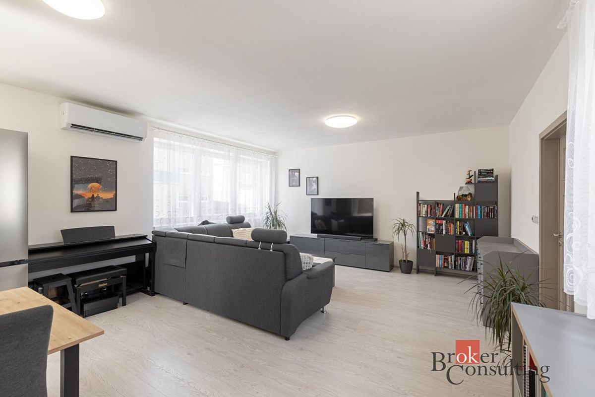 Prodej bytu 2+kk 67 m² – fotografie 2
