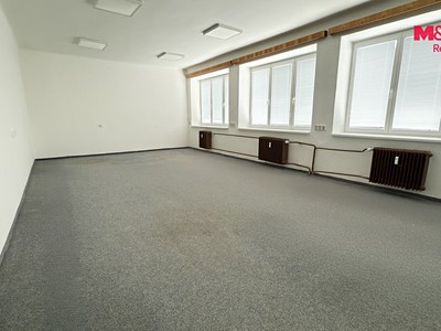 Комерційне приміщення в оренду, 63 м² (3 з 10)