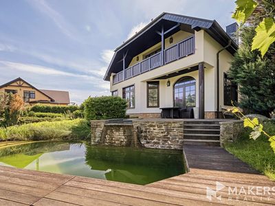 Prodej vily 460 m², pozemek 3205 m²