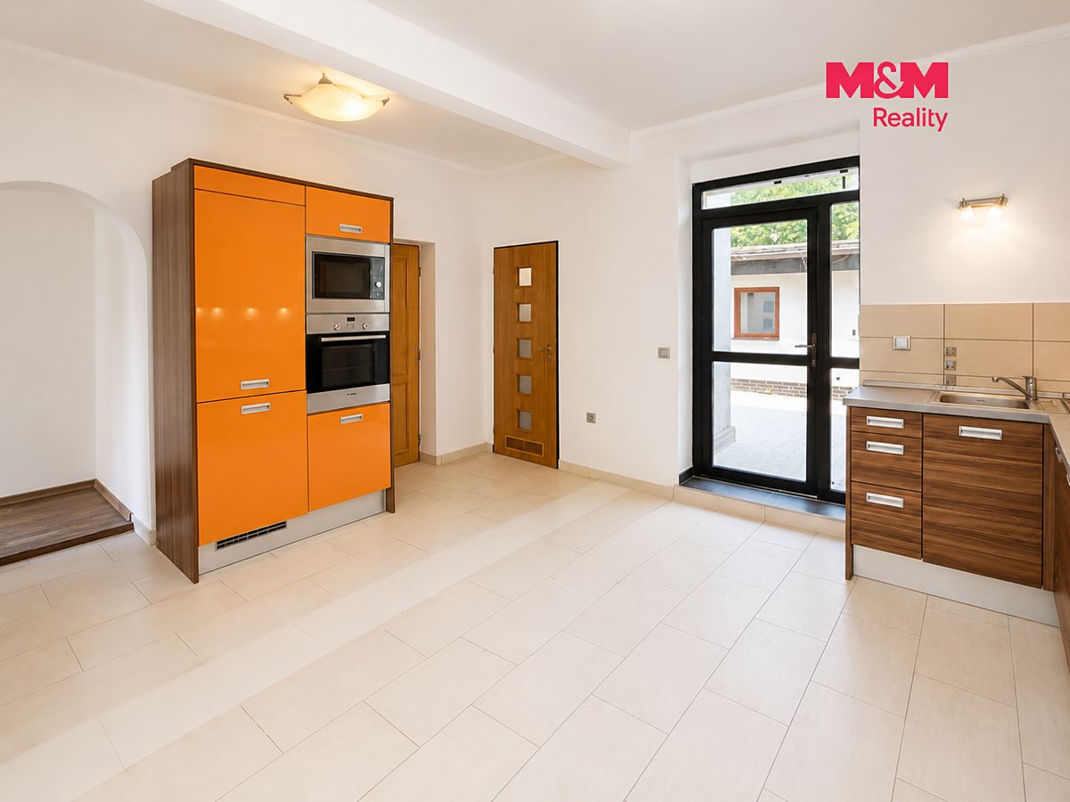 Pronájem bytu 3+1 79 m² – fotografie 3