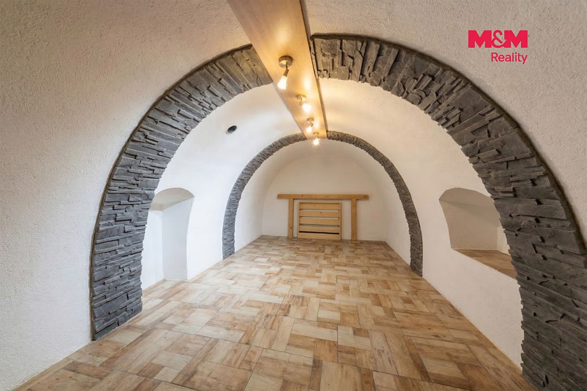 Prodej rodinného domu 213 m², pozemek 317 m² – fotografie 5