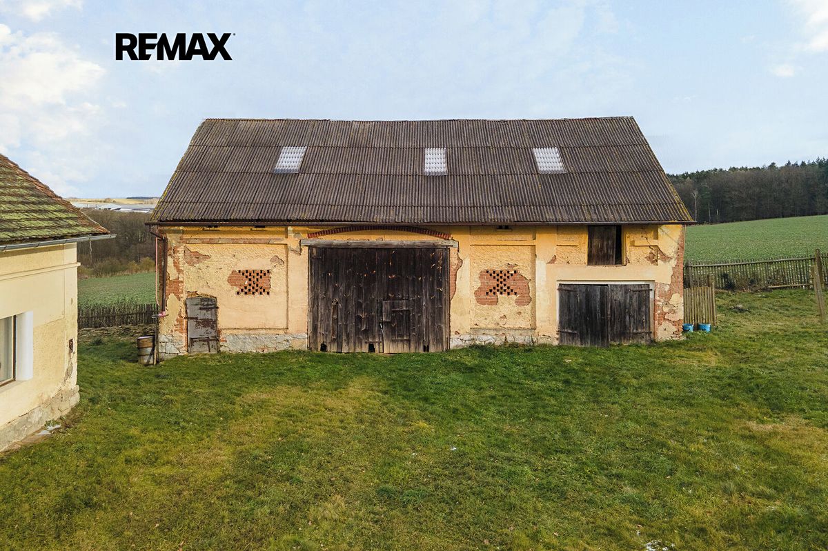 Prodej rodinného domu 152 m², pozemek 1632 m² – fotografie 3