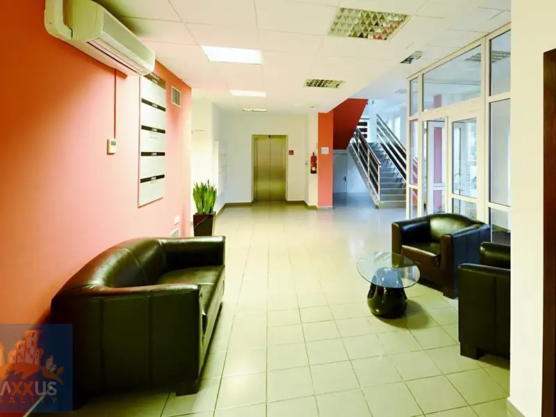 Pronájem kanceláře 37 m², Praha – náhled fotky 3