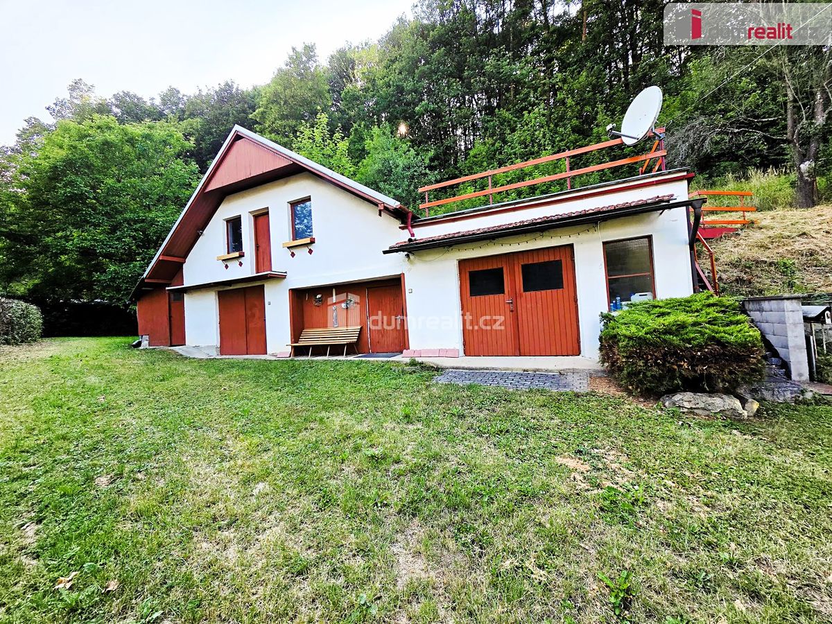 Prodej rodinného domu 111 m², pozemek 1423 m² – fotografie 3
