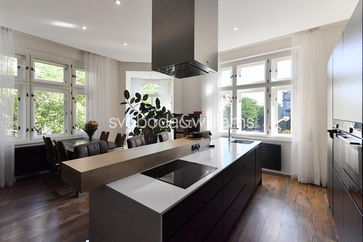 Prodej bytu 4+kk 129 m² – fotografie 2