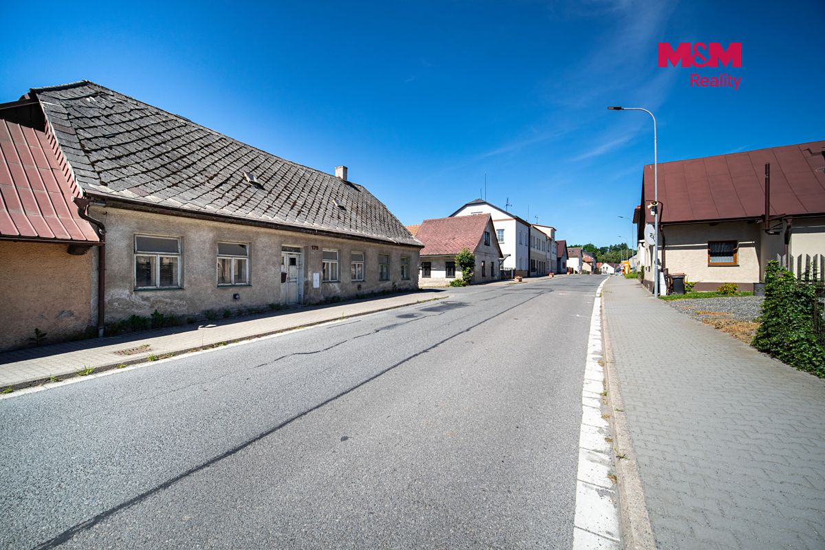 Prodej rodinného domu 150 m², pozemek 335 m² – fotografie 4