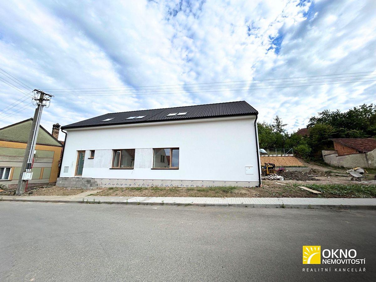 Prodej rodinného domu 158 m², pozemek 311 m² – fotografie 4