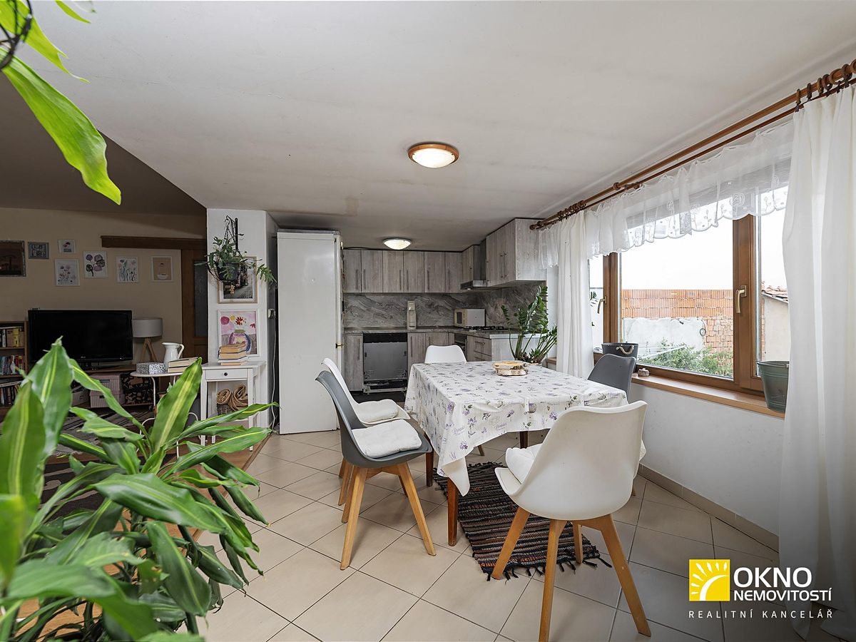 Prodej rodinného domu 90 m², pozemek 434 m² – fotografie 4