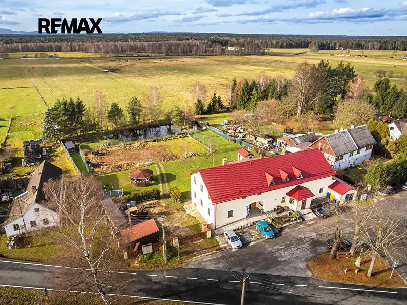 Prodej rodinného domu 400 m², pozemek 3199 m², Hranice – náhled fotky 3