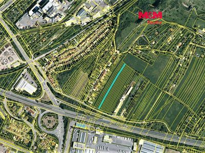 Prodej pole 1652 m²
