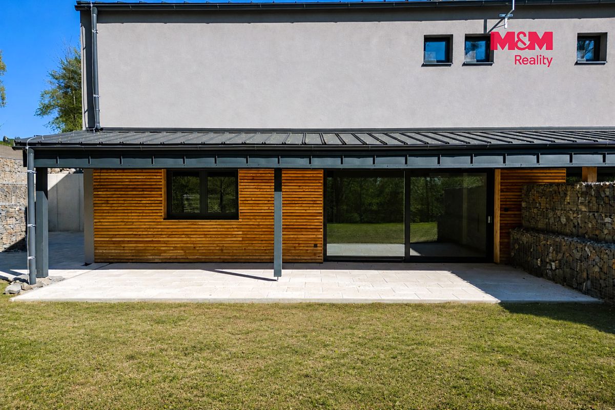 Prodej rodinného domu 105 m², pozemek 500 m² – fotografie 3