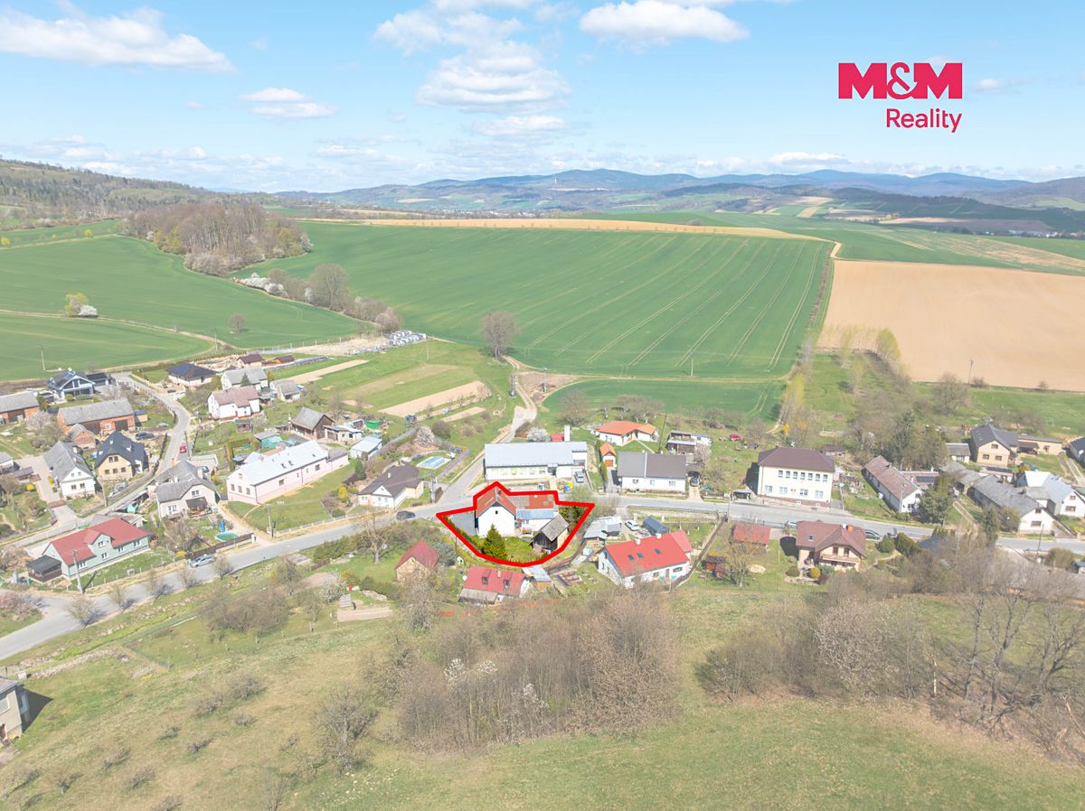 Prodej rodinného domu 115 m², pozemek 605 m² – fotografie 3