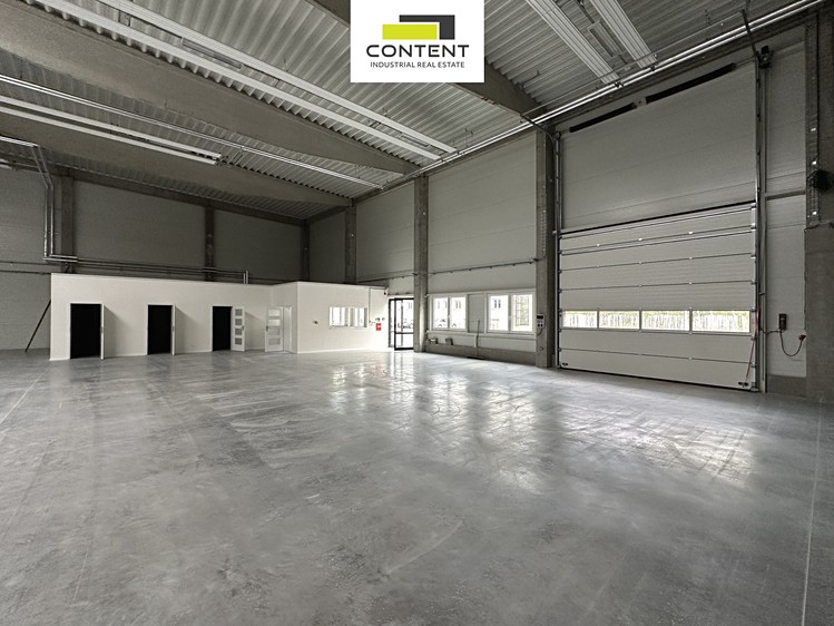Pronájem komerčního prostoru, 1 300 m² (11 z 17)