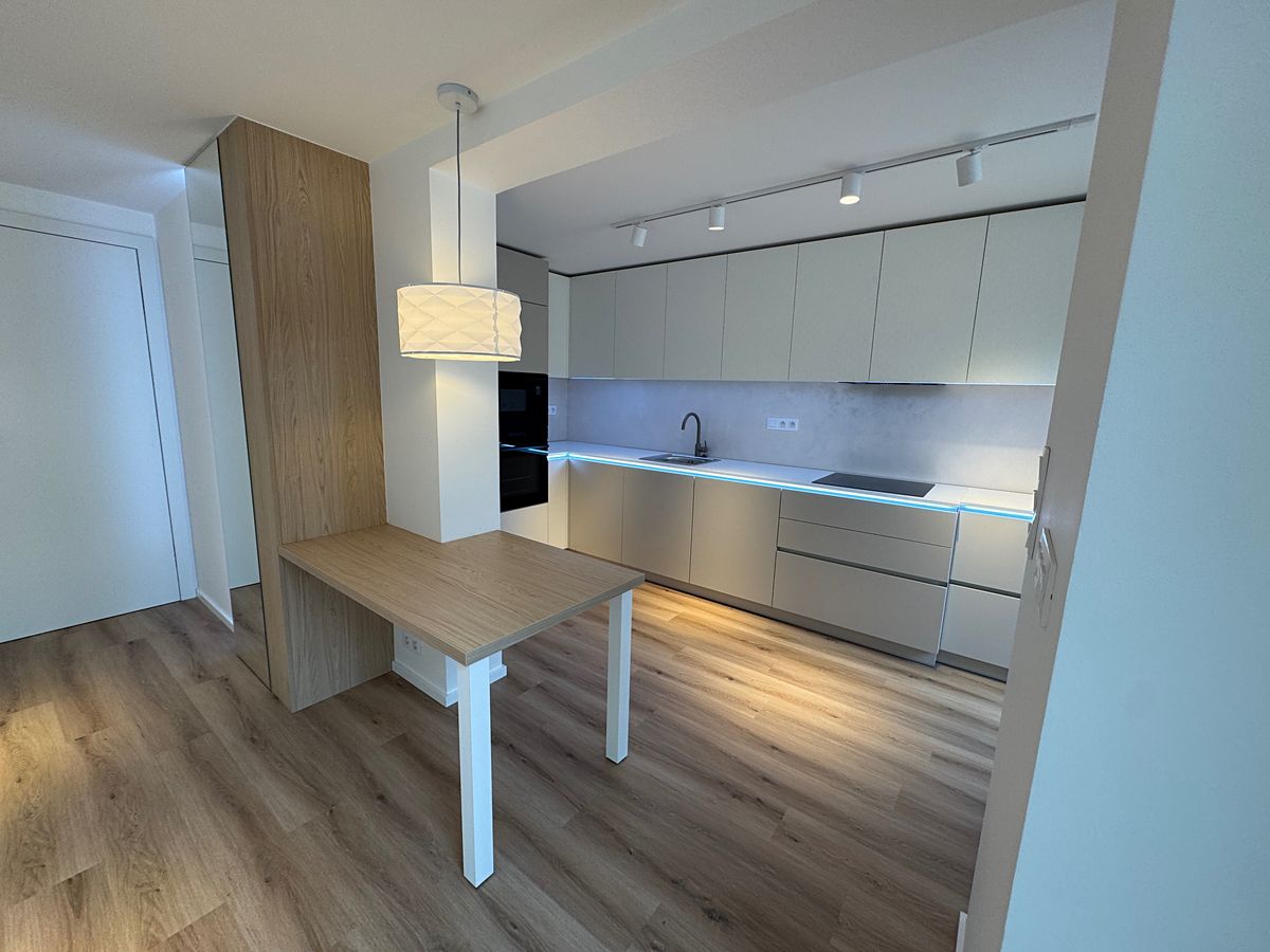 Pronájem bytu 2+kk 50 m² – fotografie 2