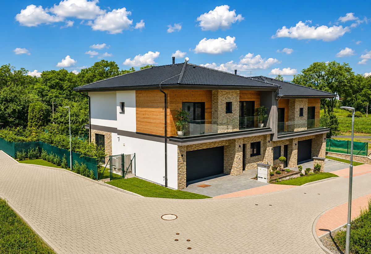 Prodej rodinného domu 223 m², pozemek 346 m² – fotografie 3