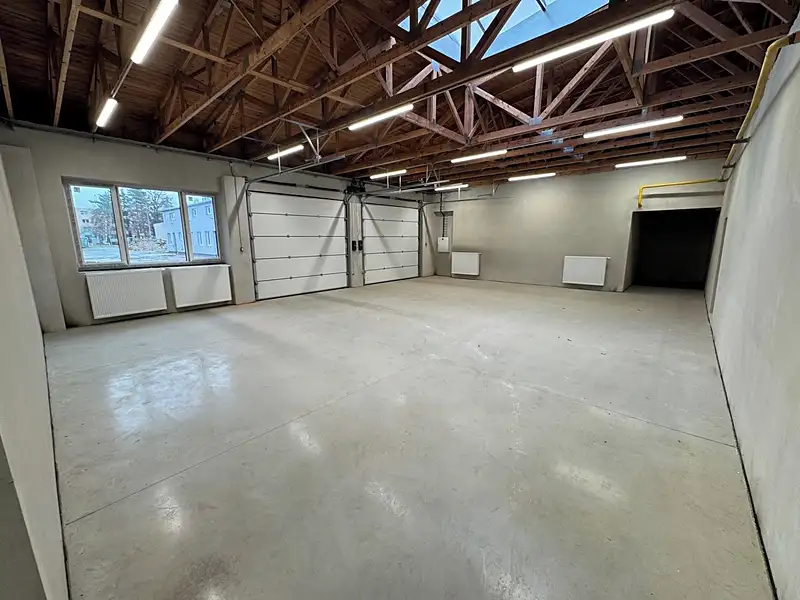 Prodej výrobní haly, prostoru 2373 m², Prostějov – náhled fotky 1