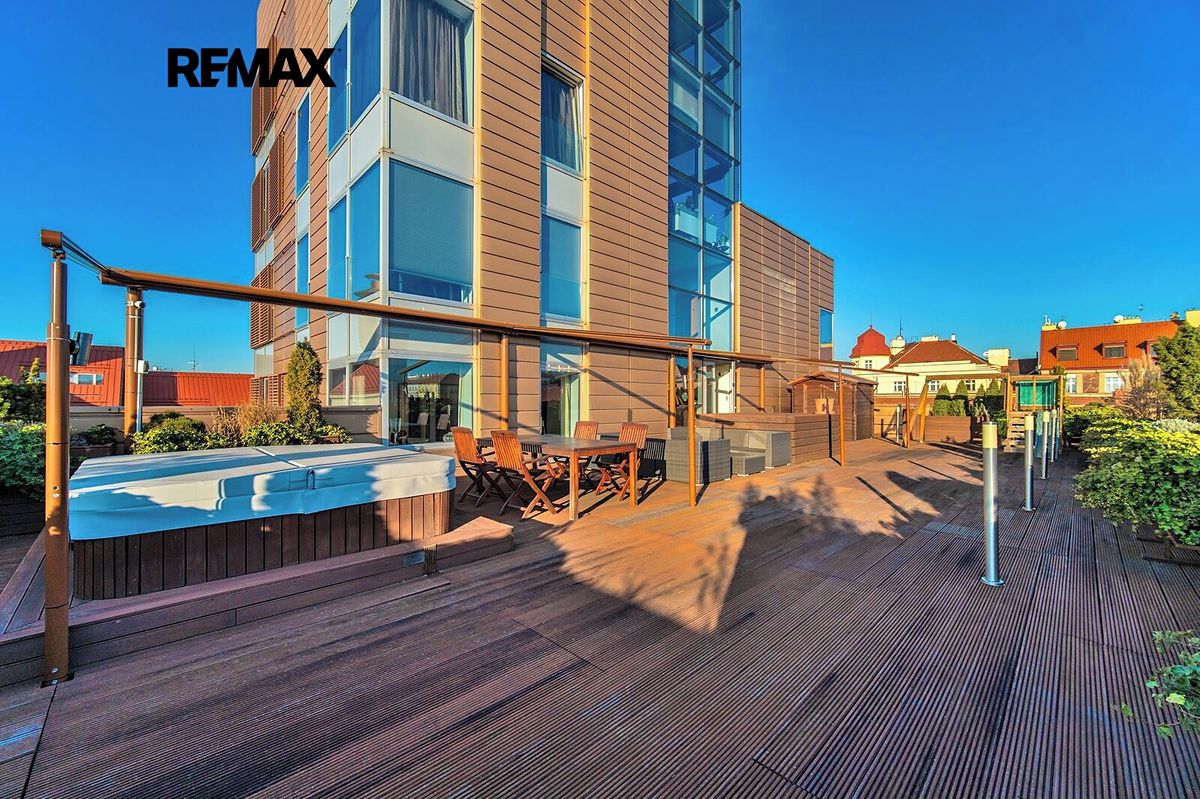 Pronájem bytu 2+kk 59 m²