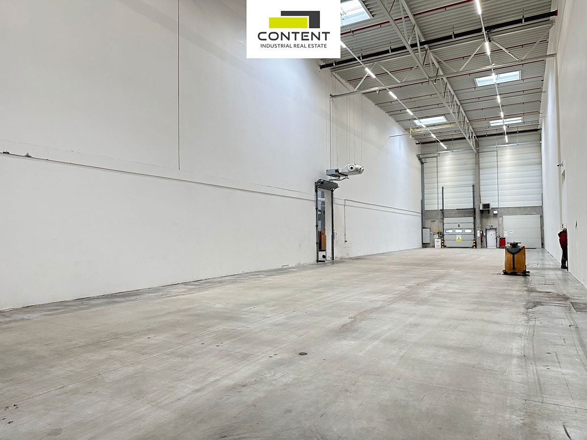Pronájem skladového prostoru 550 m² – fotografie 3