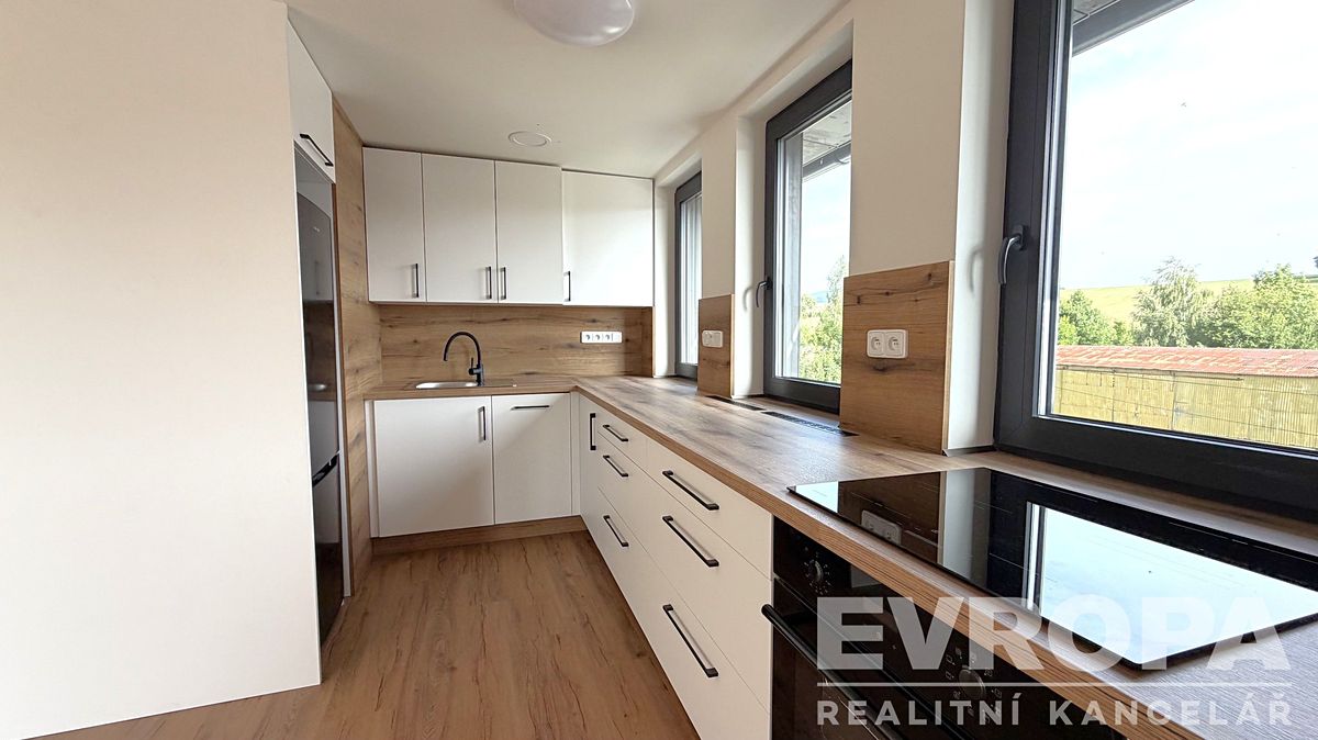 Pronájem bytu 2+kk 52 m²