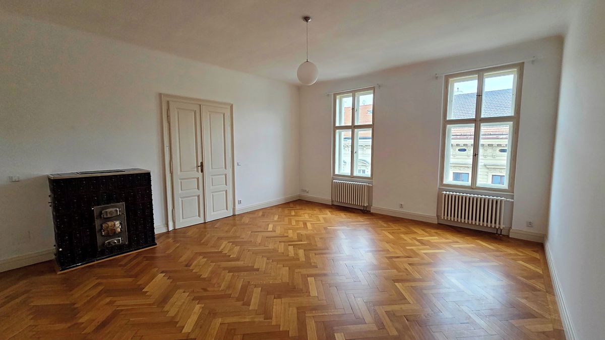 Pronájem bytu 3+kk 123 m² – fotografie 2