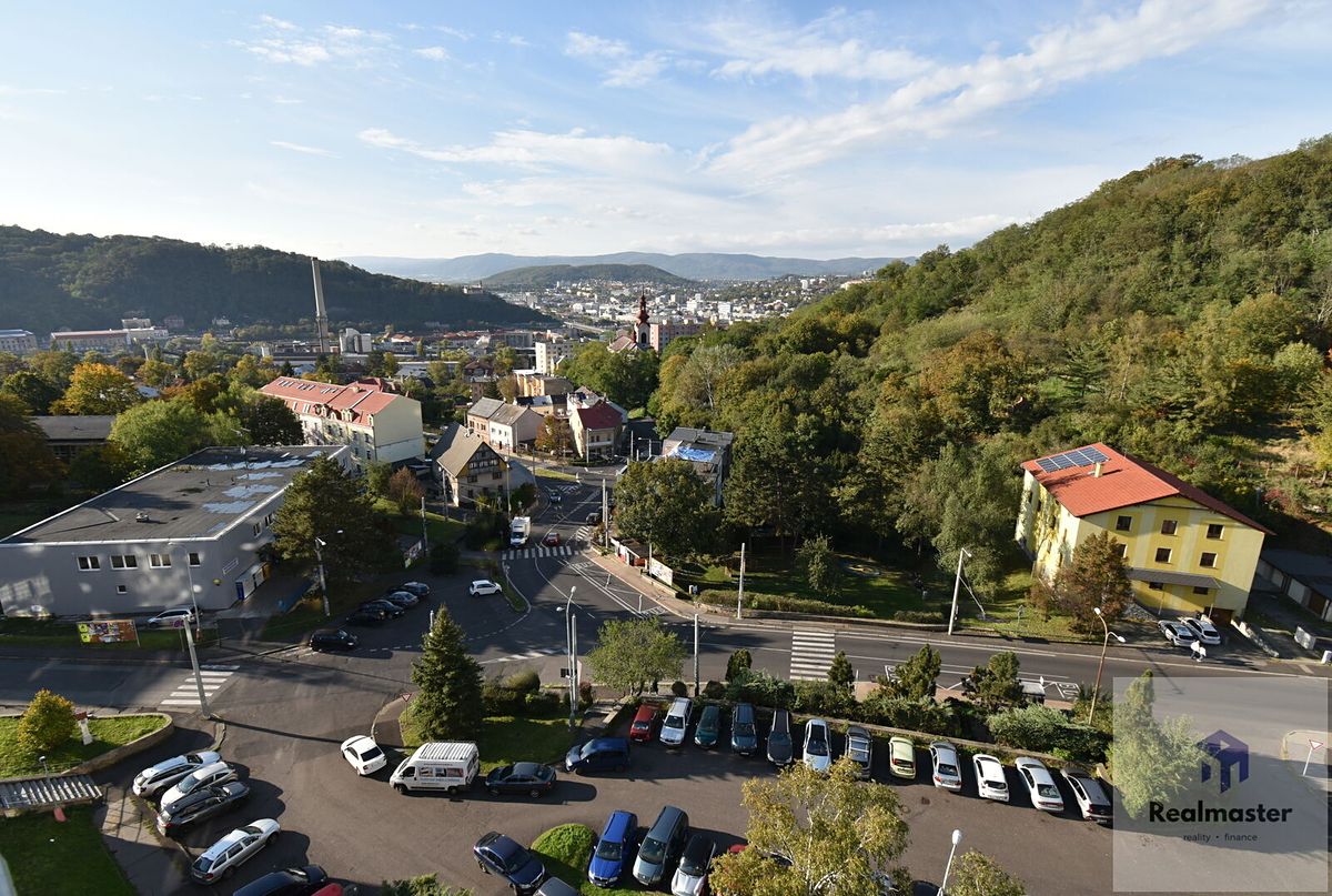 Pronájem bytu 1+1 65 m² – fotografie 4