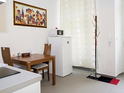 Pronájem bytu 1+1, 35 m² (2 z 6)