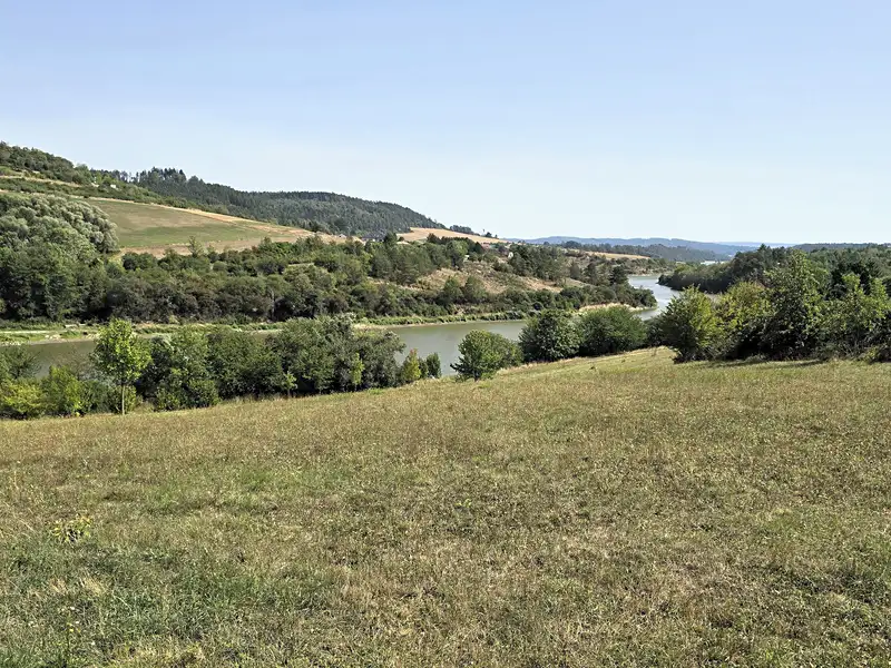 Prodej stavebního pozemku 1980 m², Křetín – náhled fotky 1