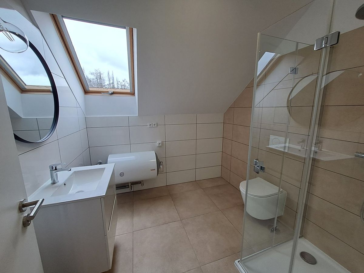 Pronájem bytu 1+kk 42 m² – fotografie 3