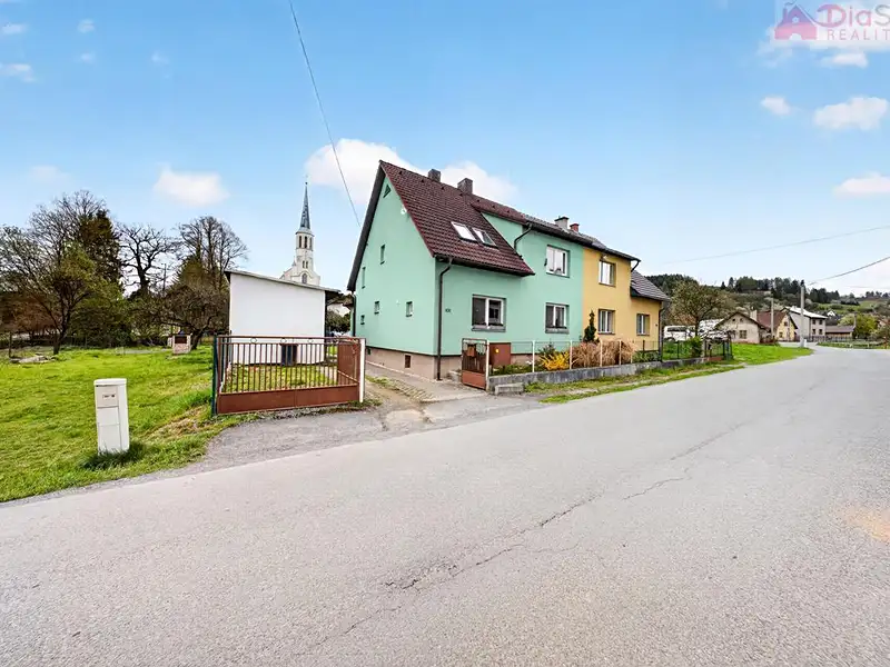 Prodej rodinného domu 190 m², pozemek 565 m², Hovězí – náhled fotky 3