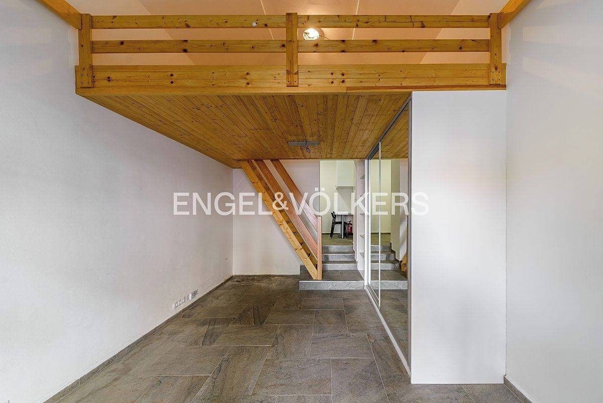 Pronájem bytu 1+kk 27 m² – fotografie 3
