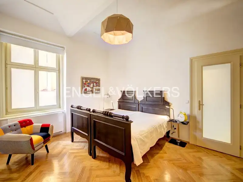 Pronájem bytu 2+kk 65 m², Praha – náhled fotky 3