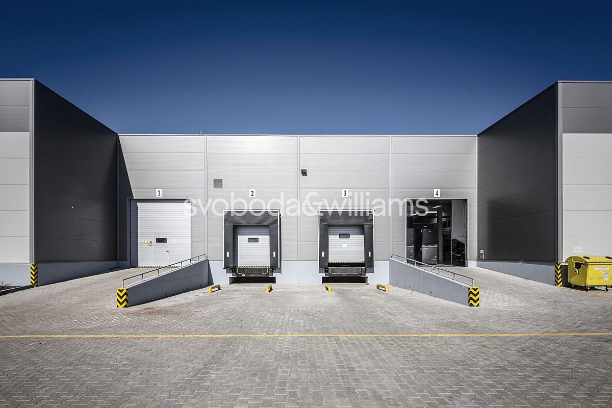 Pronájem výrobní haly, prostoru 2599 m² – fotografie 5